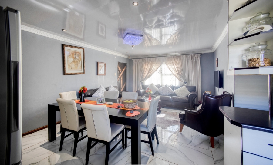 3 Bedroom Property for Sale in Amalinda Eastern Cape